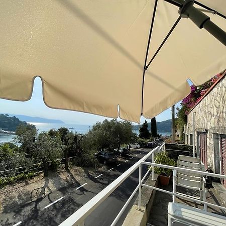 Appartement Monolocale Baia Dei Delfini à Porto Venere Extérieur photo