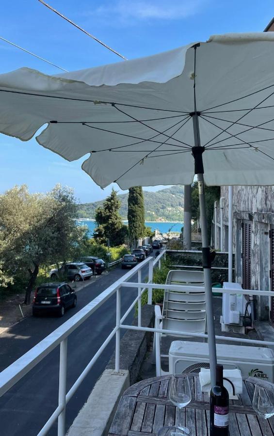Appartement Monolocale Baia Dei Delfini à Porto Venere Extérieur photo