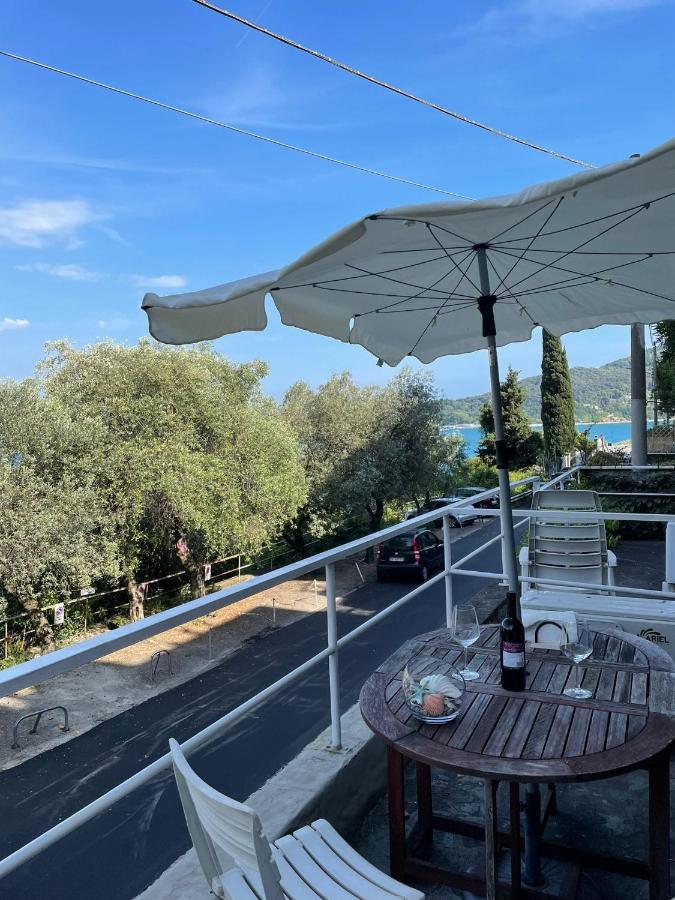 Appartement Monolocale Baia Dei Delfini à Porto Venere Extérieur photo